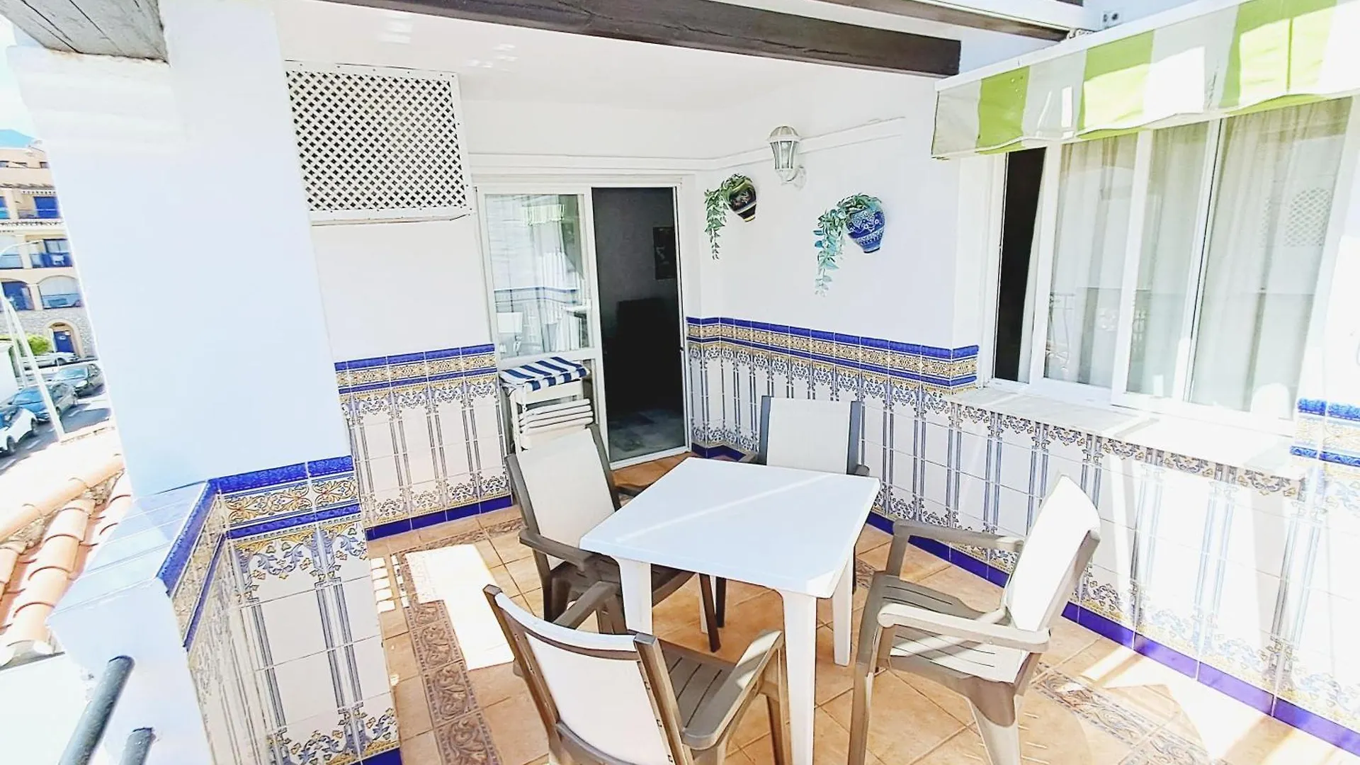 Stylish Apartment Just Steps From The Beach Benalmádena Spanyolország